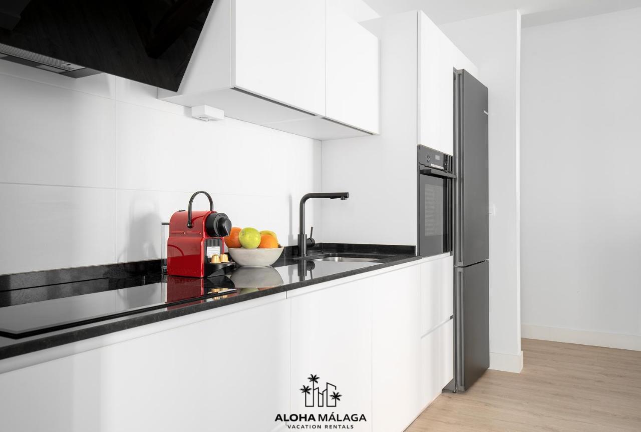 Appartement Luxury Duplex With Pool And Padel Court In Town à Málaga Extérieur photo