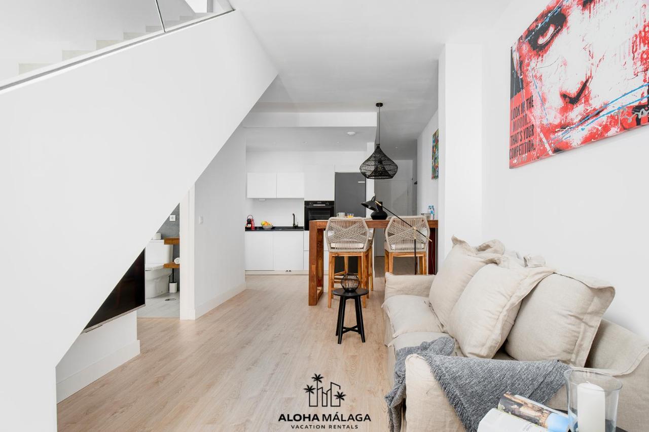 Appartement Luxury Duplex With Pool And Padel Court In Town à Málaga Extérieur photo