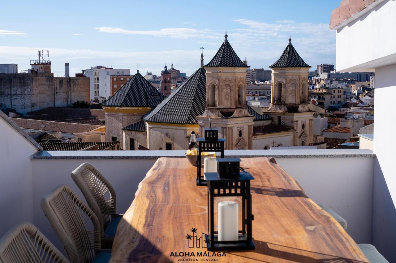 Appartement Luxury Duplex With Pool And Padel Court In Town à Málaga Extérieur photo