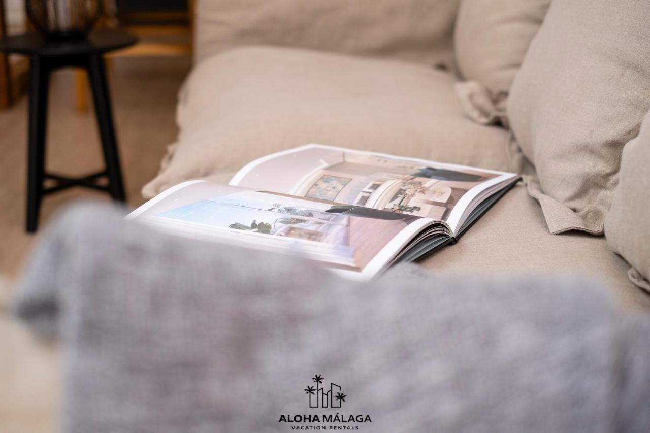 Appartement Luxury Duplex With Pool And Padel Court In Town à Málaga Extérieur photo