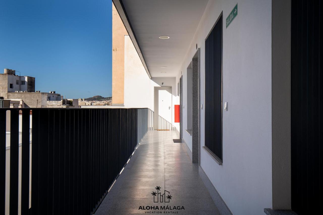 Appartement Luxury Duplex With Pool And Padel Court In Town à Málaga Extérieur photo