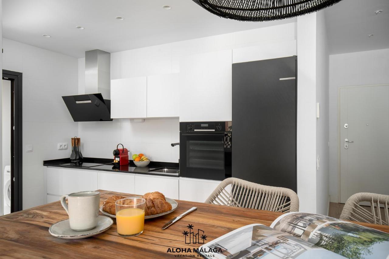 Appartement Luxury Duplex With Pool And Padel Court In Town à Málaga Extérieur photo